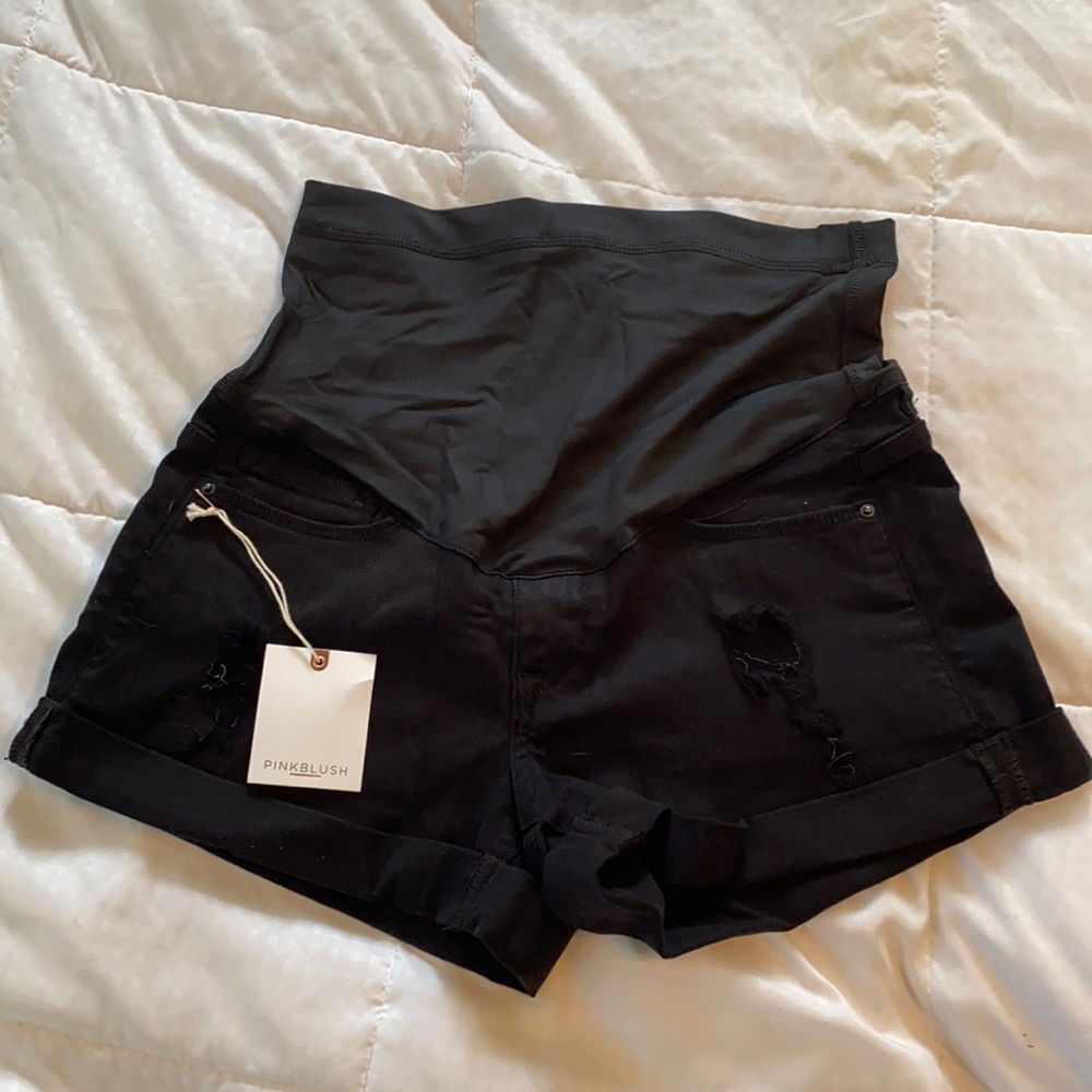 Pink blush Maternity shorts new with tags small